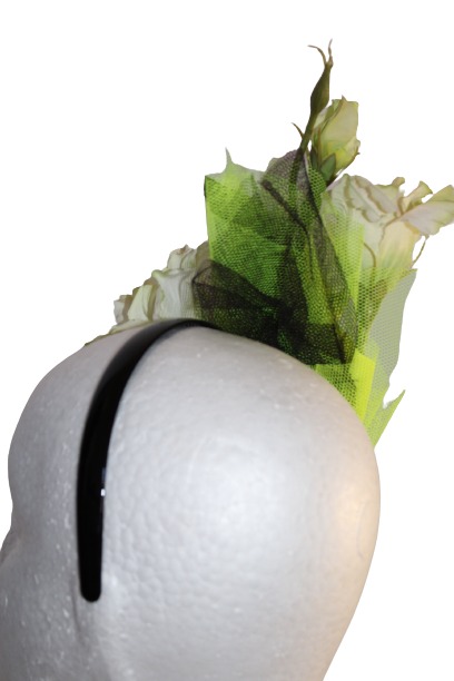 Green-white-bouquet-hat-back.