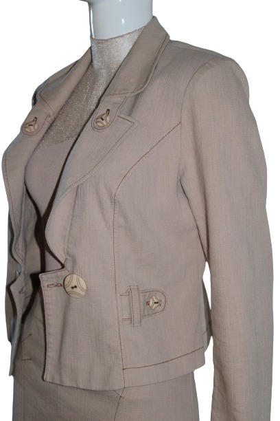 creame-big-buttons-costume-front-jacket1