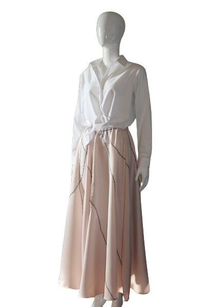 Baby pink skirt maxi side