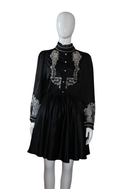 Elegant Black and White dress front