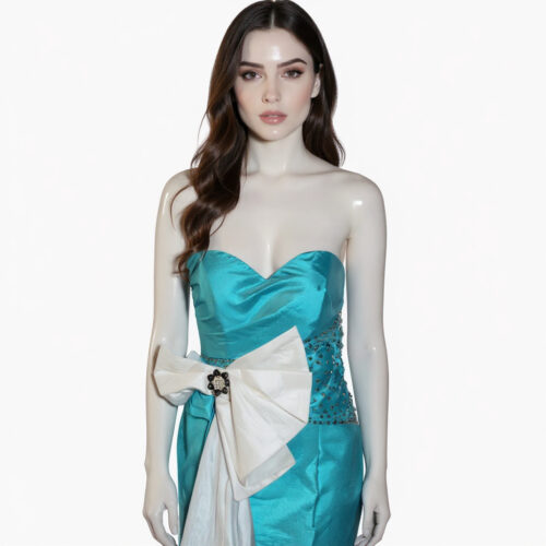 Blue-Coctail-with-trail-front.7girl