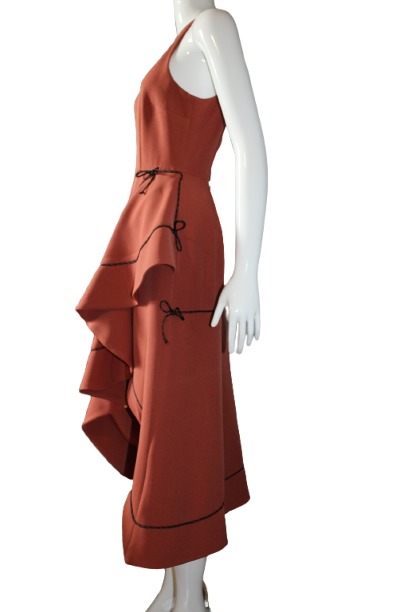 Brown-dress-sidet