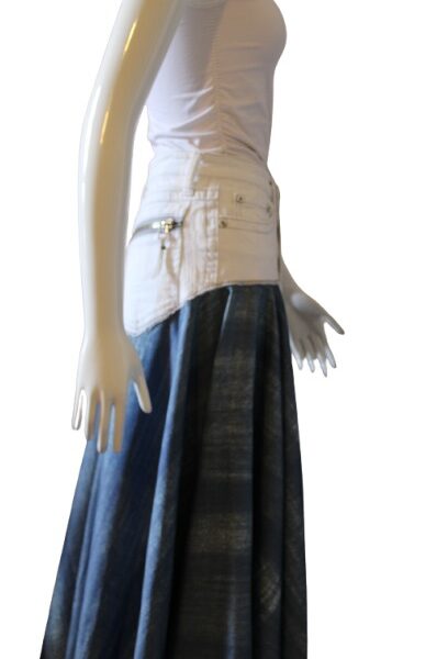 Skirt-White-and-blue-combination-front