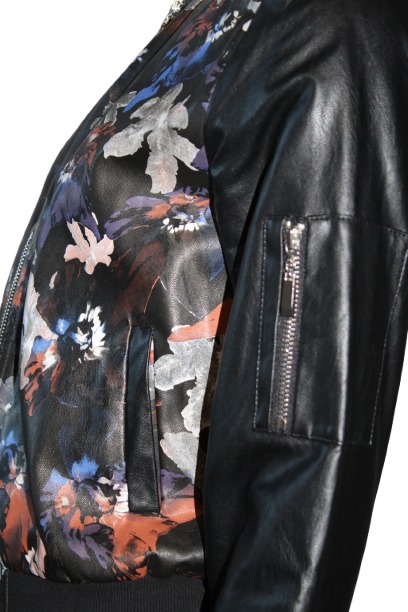 Black with color flowers patten costume side2 Costume with leaf pattern Jacket & Skirt